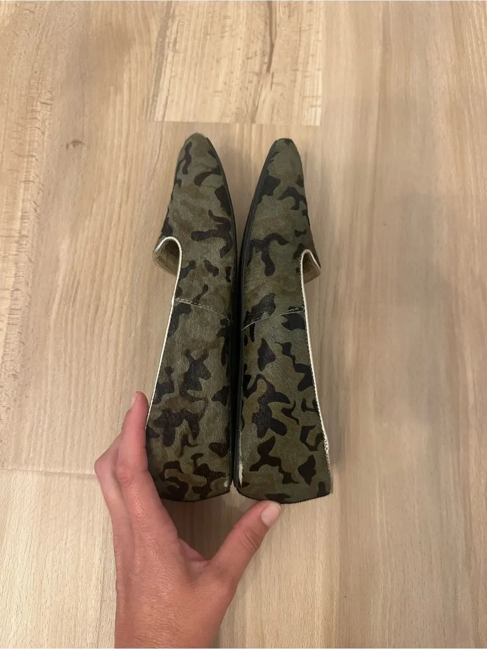 Birdies The Blackbird Olive Green Camo Pointed-Toe Flats Loafers